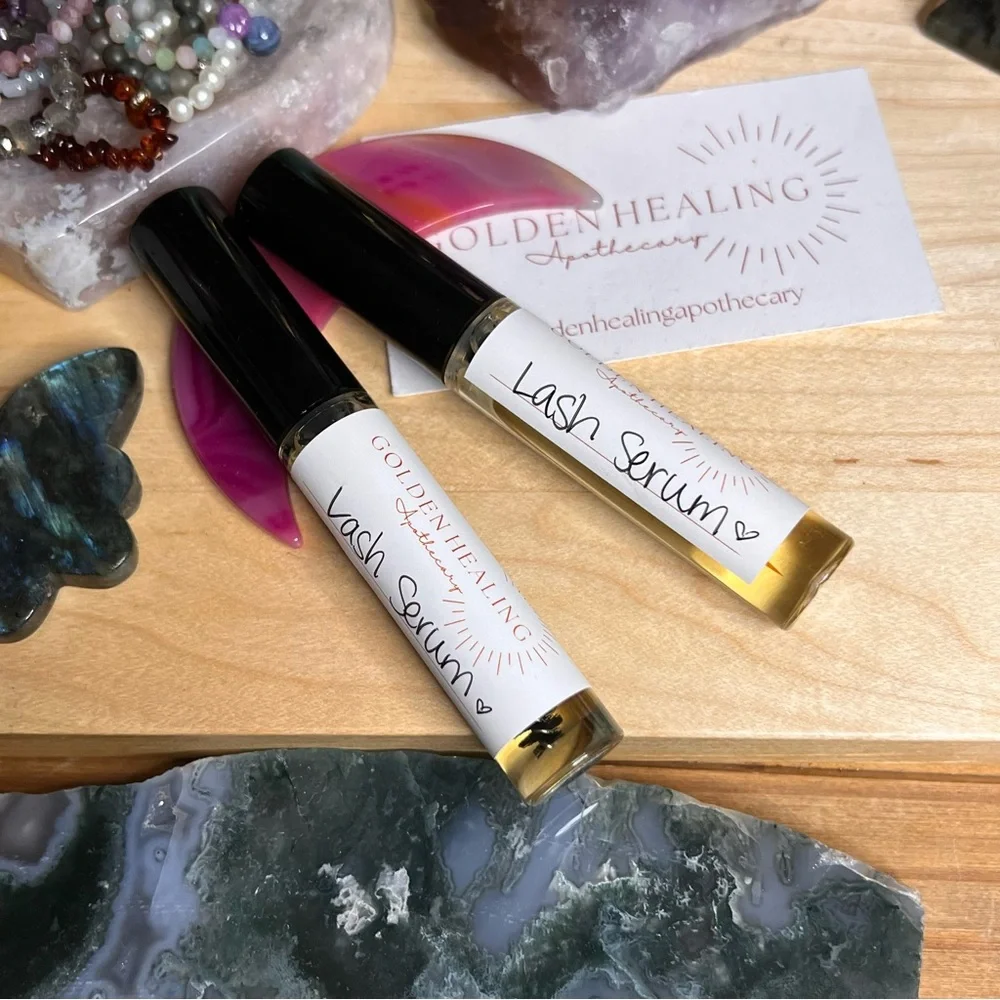 Golden Healing Apothecary🫶🏼Handcrafted Lash Serum - Picture 2 of 8
